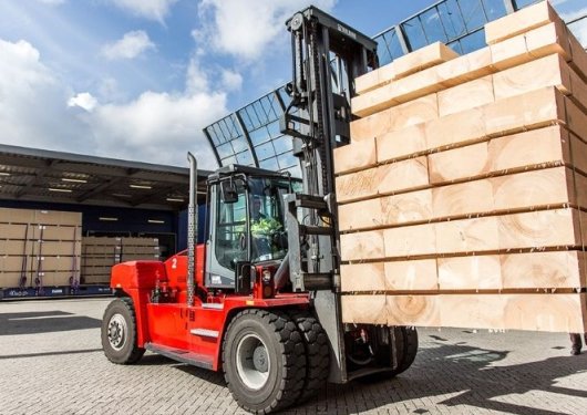 Kalmar Forklifts - Thompson Lift Truck offers a local team of Kalmar experts ready to help you find the forklift you need and support you for as long as you’re operational.