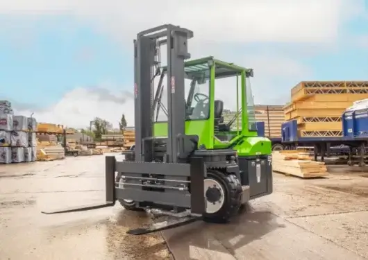 Combilift forklift at a Florida worksite for new forklift sales from Thompson Lift Truck